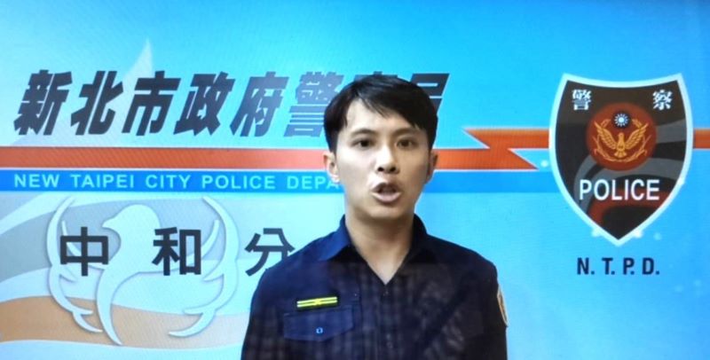 《圖說》錦和所所長黃世豪呼籲用路人行經路口時務必減速慢行，確實注意周遭車行動態，避免因疏忽造成交通事故致生損害。〈中和分局提供〉